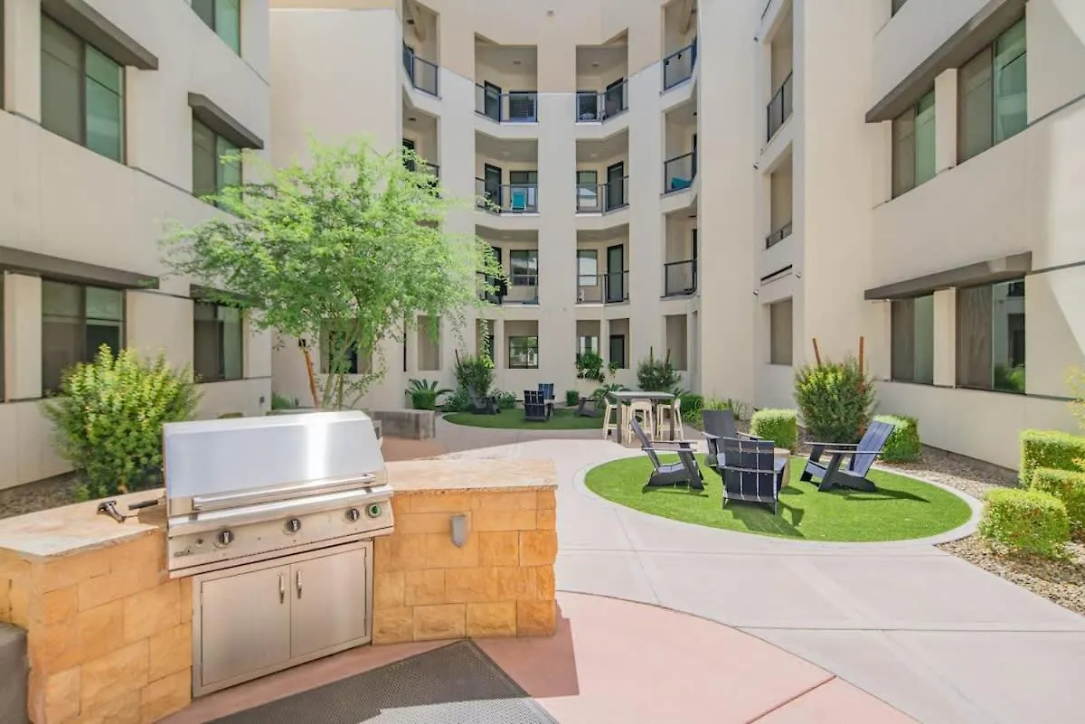 Serene 1Br Kierland Commons, Tpc Golf, Pool, Gym, W-D Scottsdale 0*,  USA